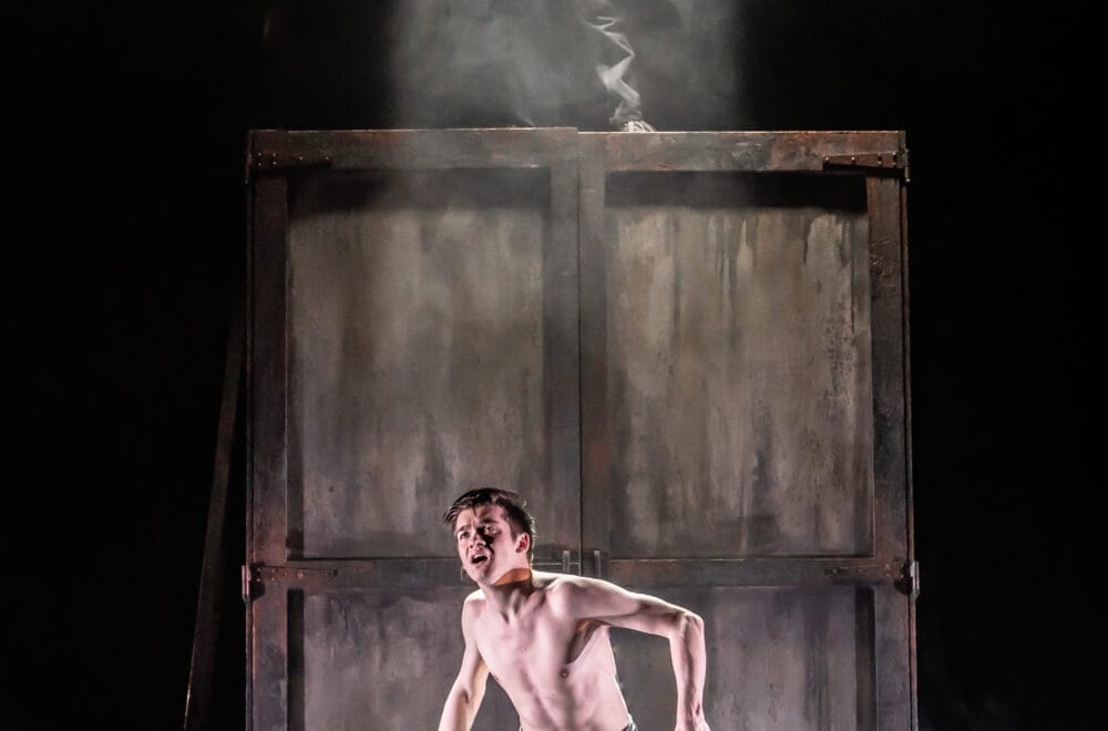 1015 Zak Ford-Williams and Killian Thomas Lefevre on stage in The Real and Imagined History of the Elephant Man. Photo by Marc Brenner.