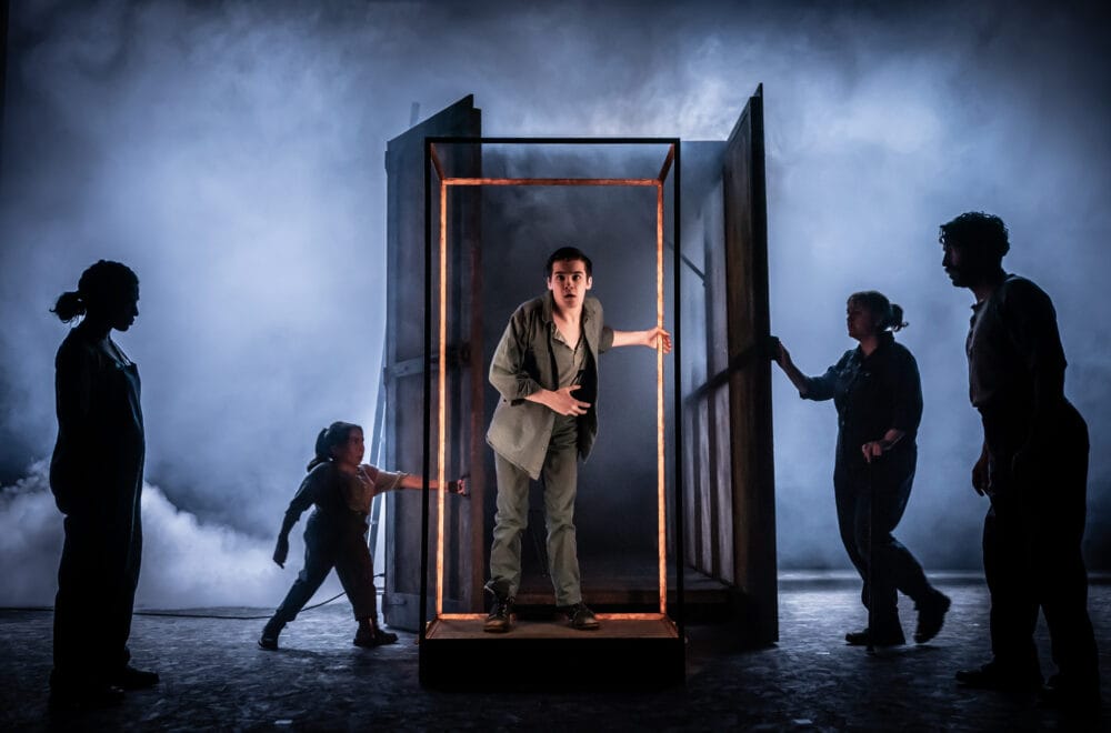 6103 Nadia Nadarajah, Annabelle Davis, Zak Ford-Williams, Daneka Etchells, and Tim Pritchett on stage in The Real and Imagined History of the Elephant Man. Photo by Marc Brenner.