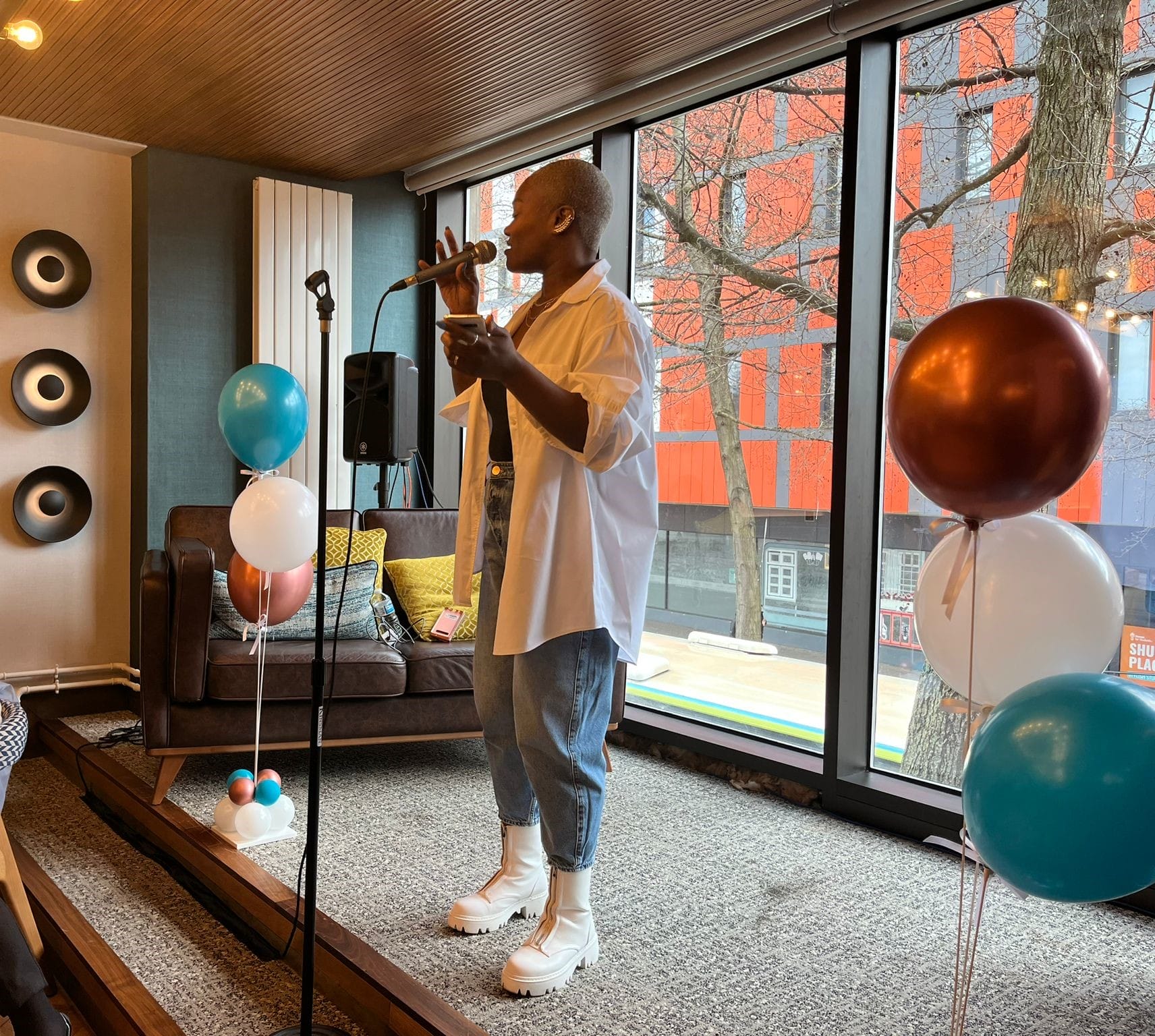 Alexia McIntosh performed songs in Nineteen 58.