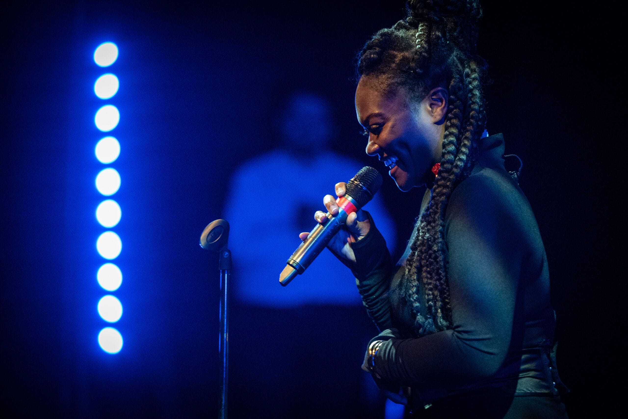 Performer Alexia McIntosh - Photo by Nicola Young Photography