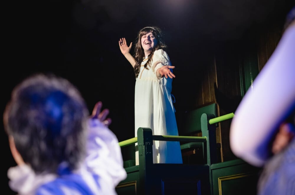 Production Images Cr. Mark Senior